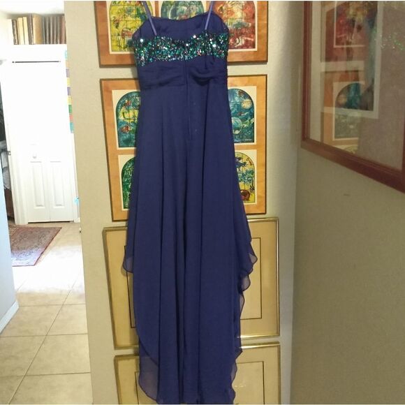 EUC HAILEY/ADRIANNA PAPELL Blue Long Back Short Front Rainbow Sequin Dress 3/4 - Picture 6 of 15